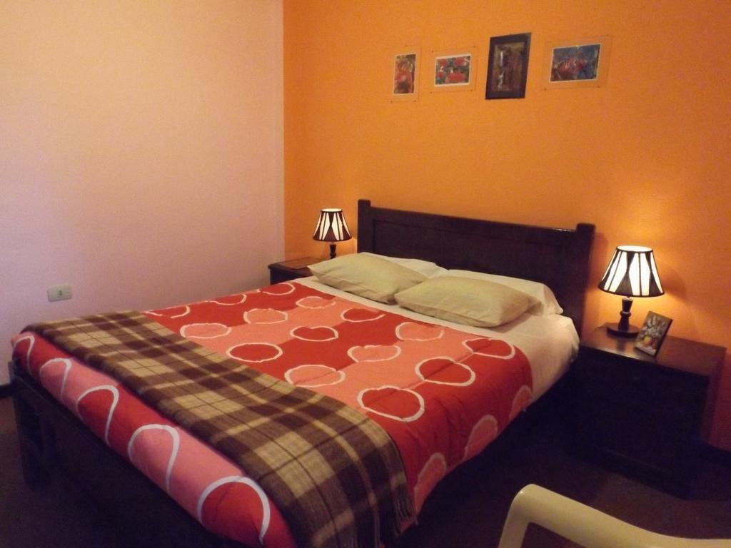 El Manzano Guest House Πούνο Δωμάτιο φωτογραφία