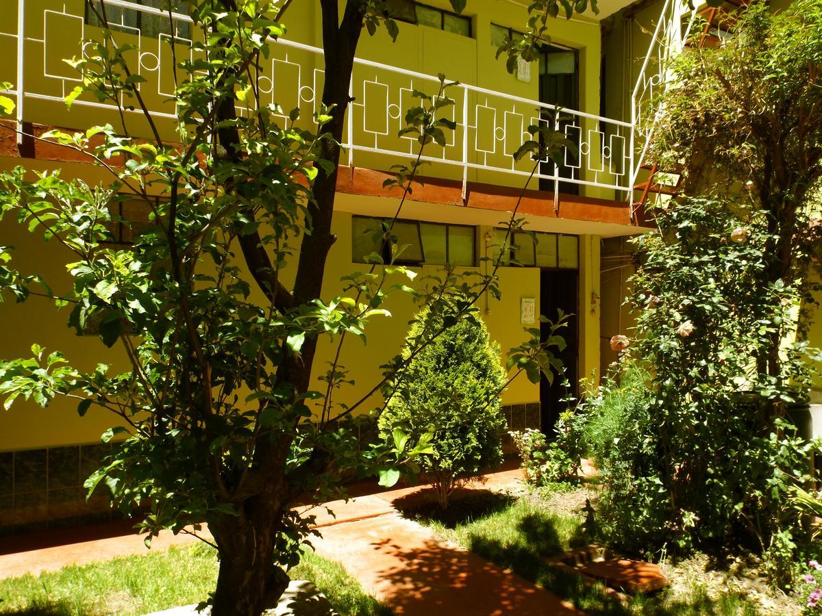 El Manzano Guest House Πούνο Εξωτερικό φωτογραφία