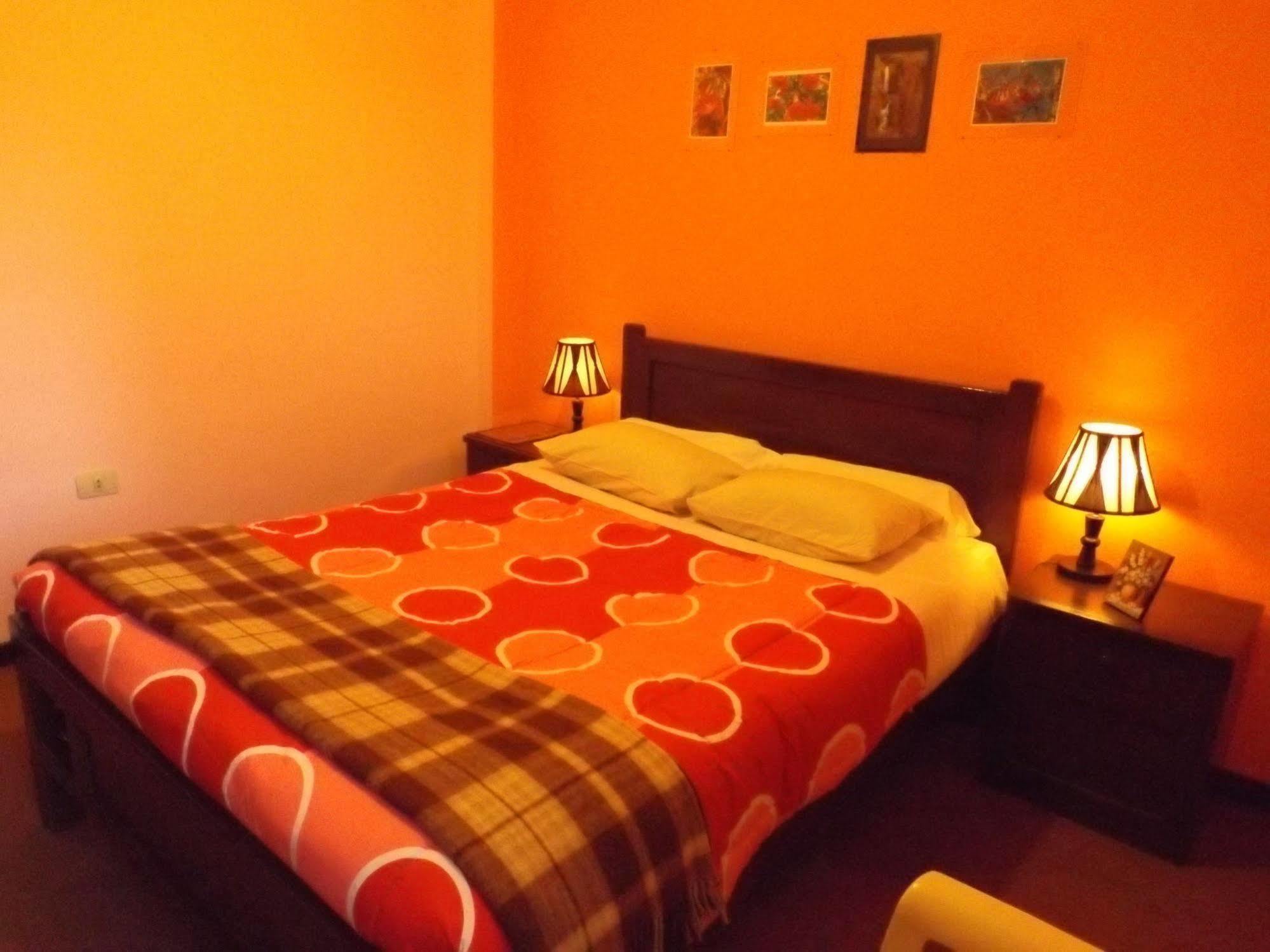 El Manzano Guest House Πούνο Εξωτερικό φωτογραφία