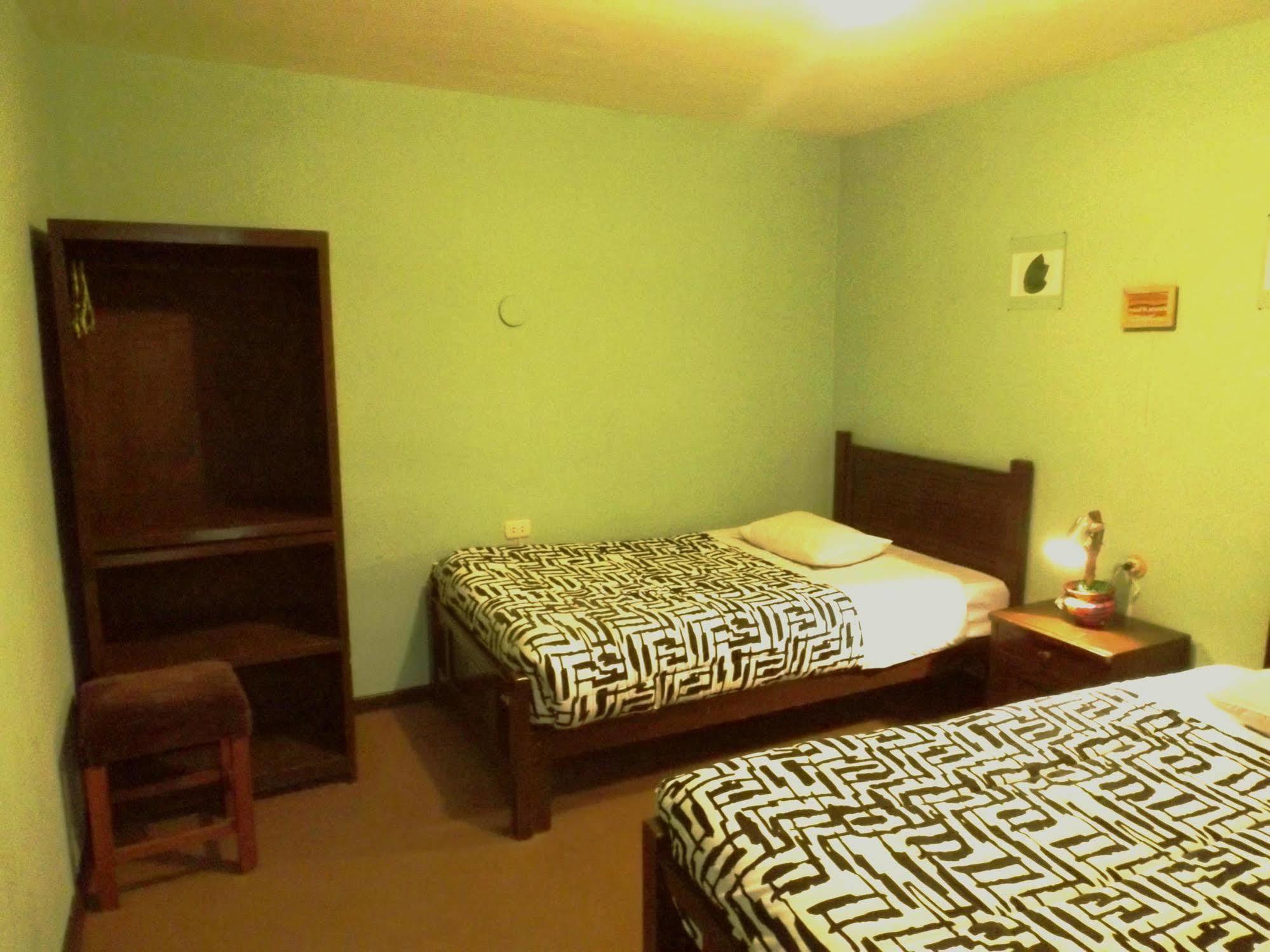 El Manzano Guest House Πούνο Εξωτερικό φωτογραφία